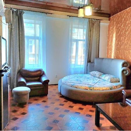 Апартаменти Біля Оперного І Форуму В Центрі Lviv Extérieur photo